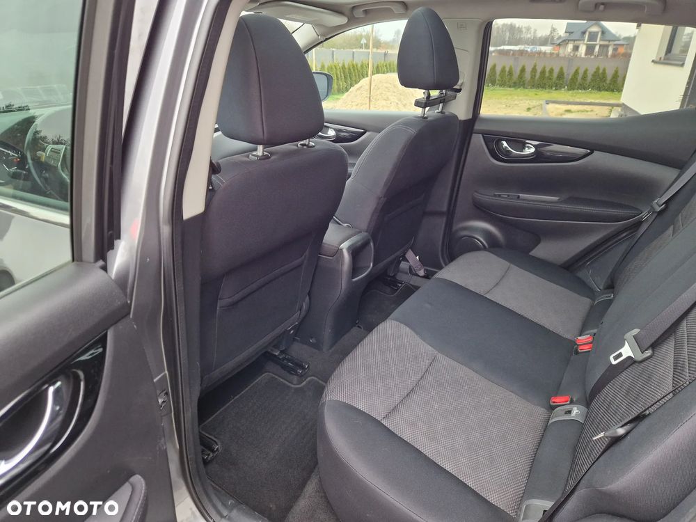 Nissan Qashqai 1.2 DIG-T Visia EU6 - 12