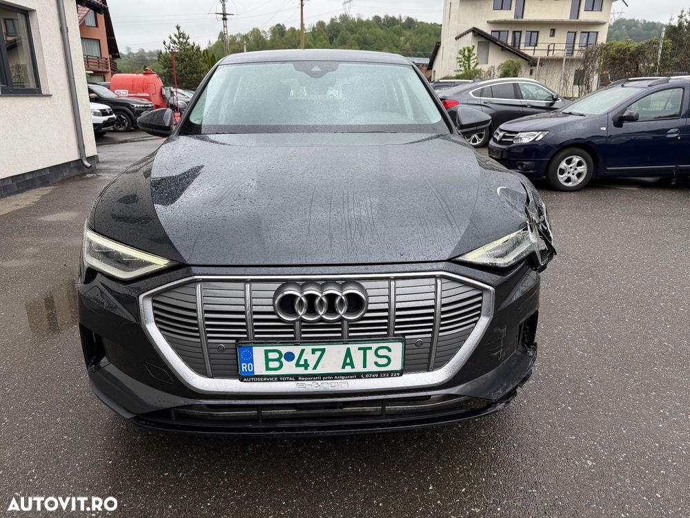 Audi e-tron - 4