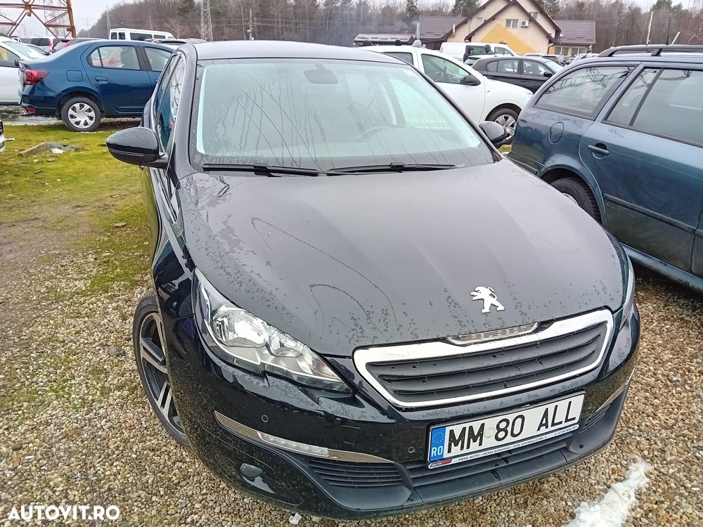 Peugeot 308 - 1