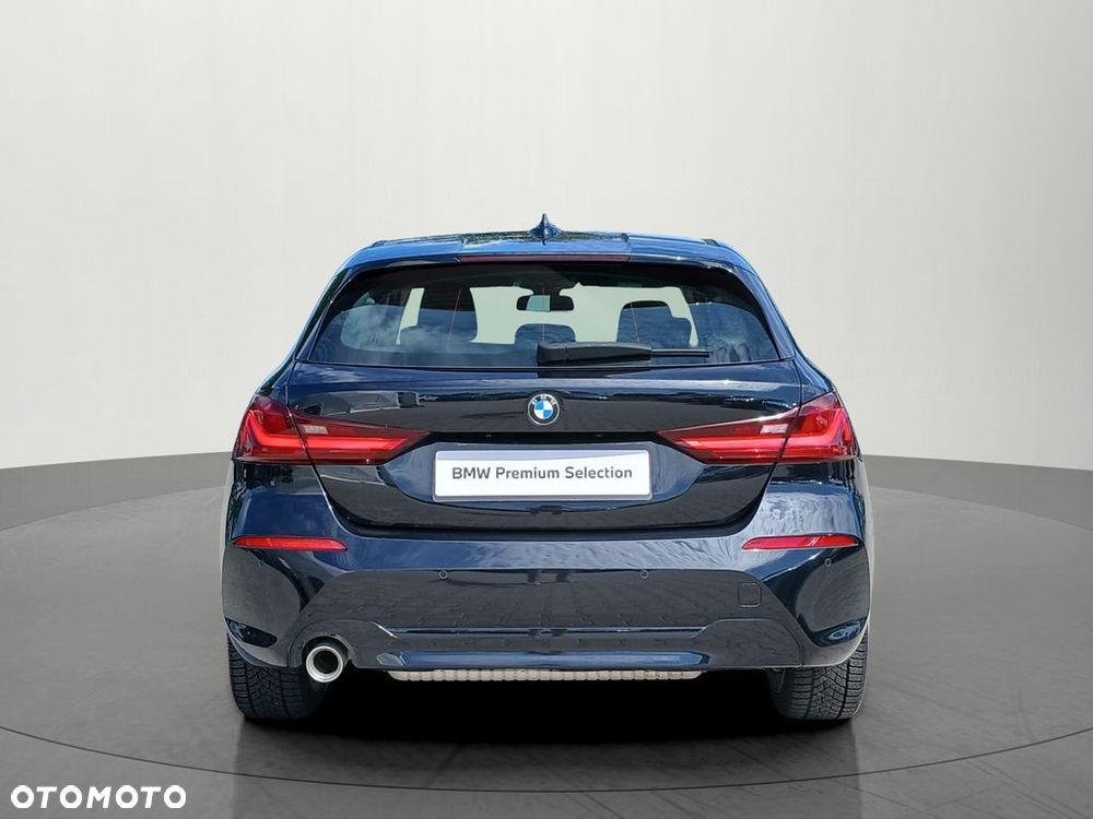BMW Seria 1 118i - 5