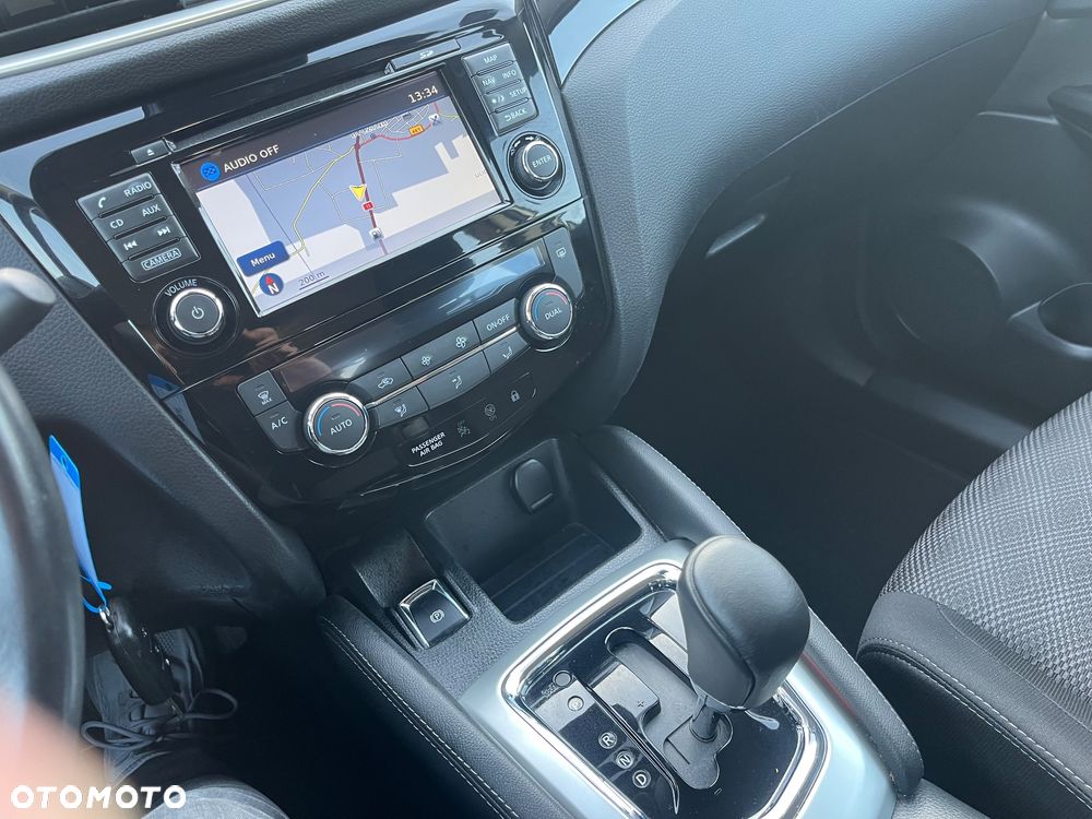 Nissan Qashqai 1.2 DIG-T Xtronic ACENTA - 11