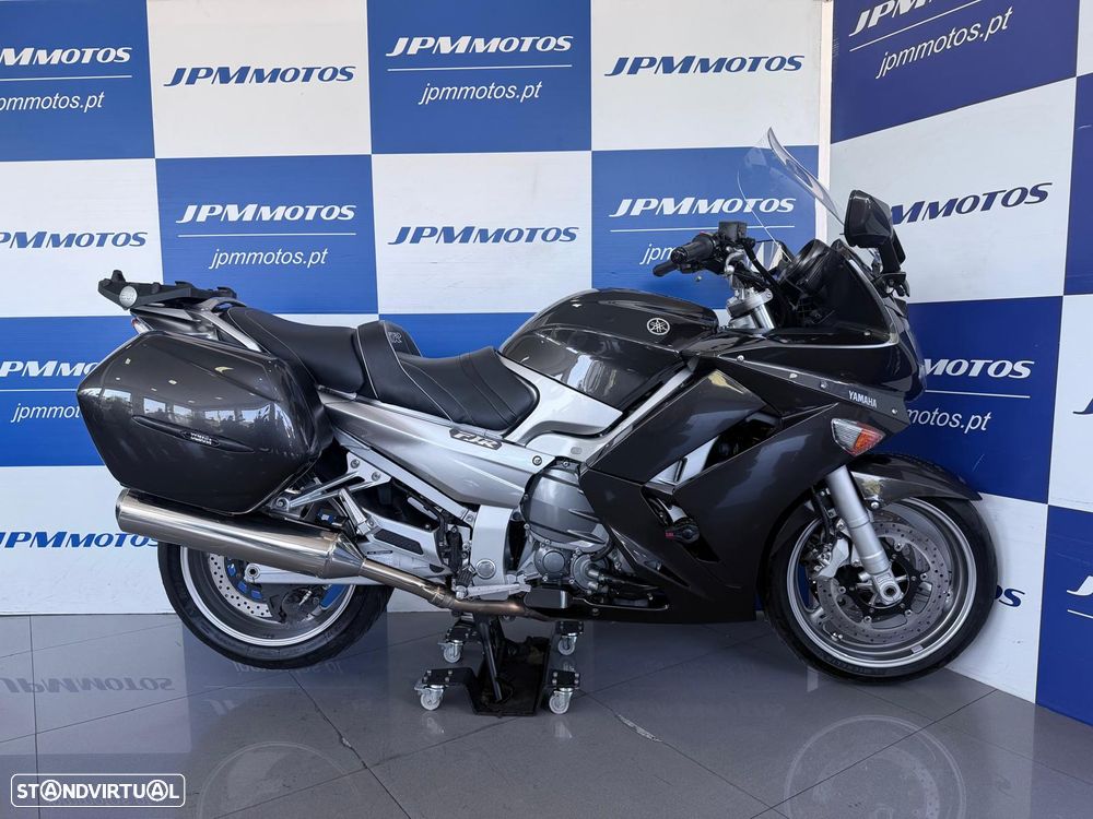 Yamaha FJR 1300 - 4