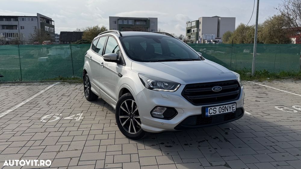 Ford Kuga - 2