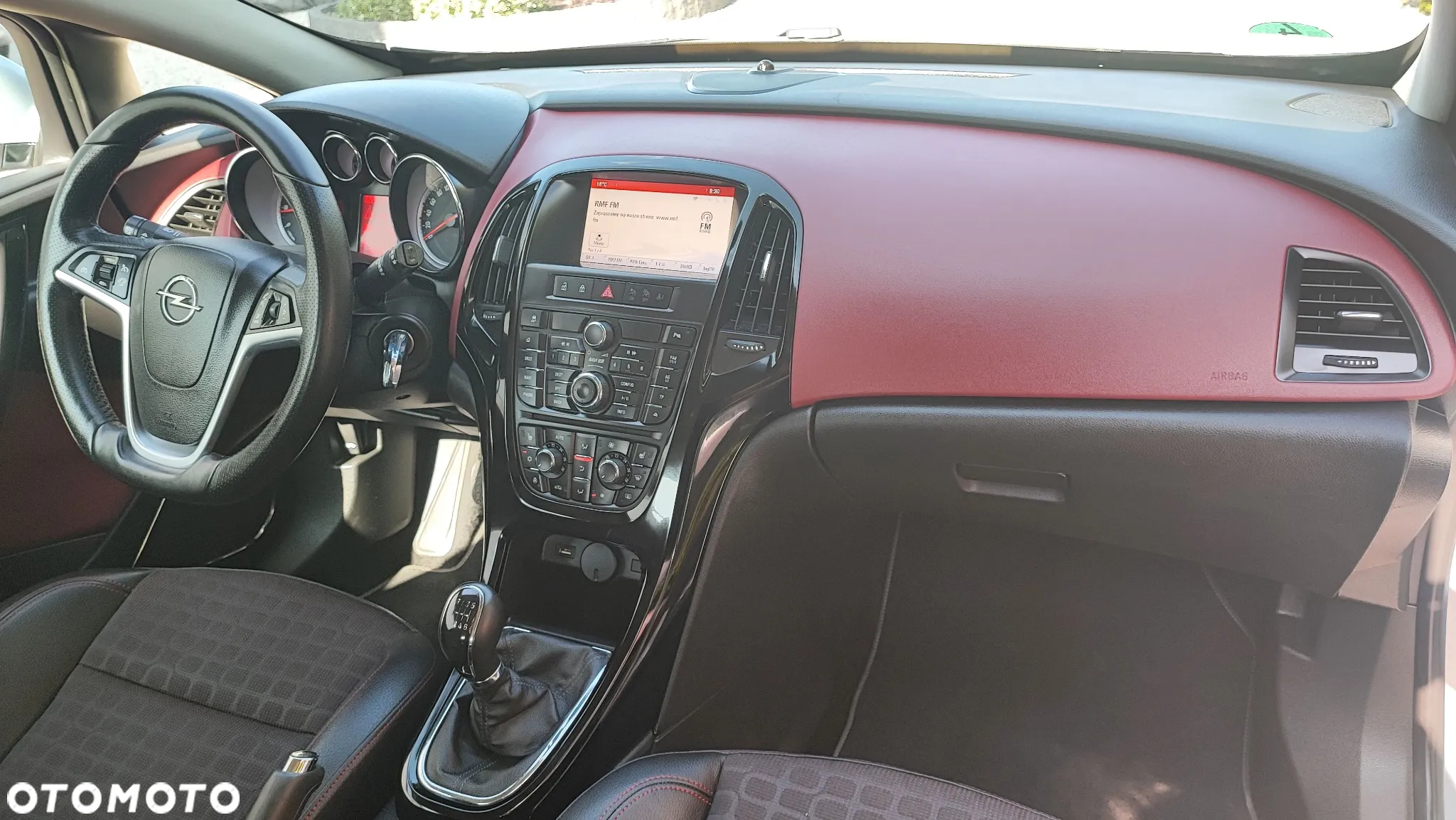 Opel Astra GTC 1.4 Turbo - 37