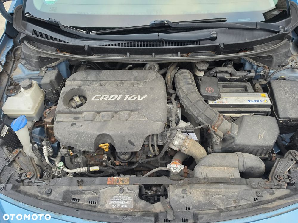 Hyundai i30 blue 1.6 CRDi YES Gold - 25