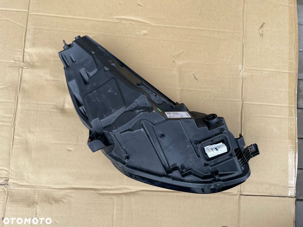LAMPY PRZEDNIE TESLA MODEL 3 Y LIFT  2020-- Full-led - 5