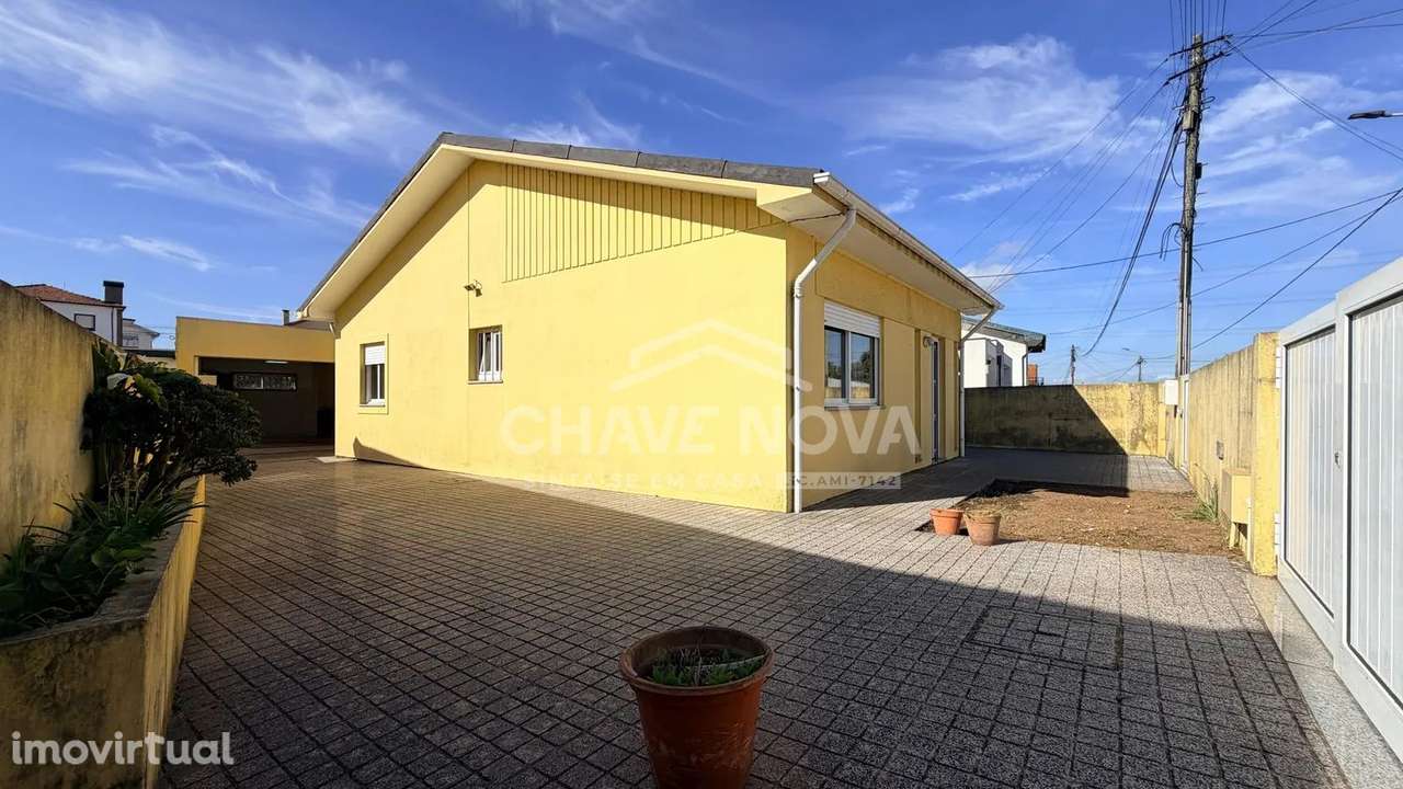 Moradia Isolada T2 com jardim de 563m2 SRH/00009PG - Grande imagem: 2/48