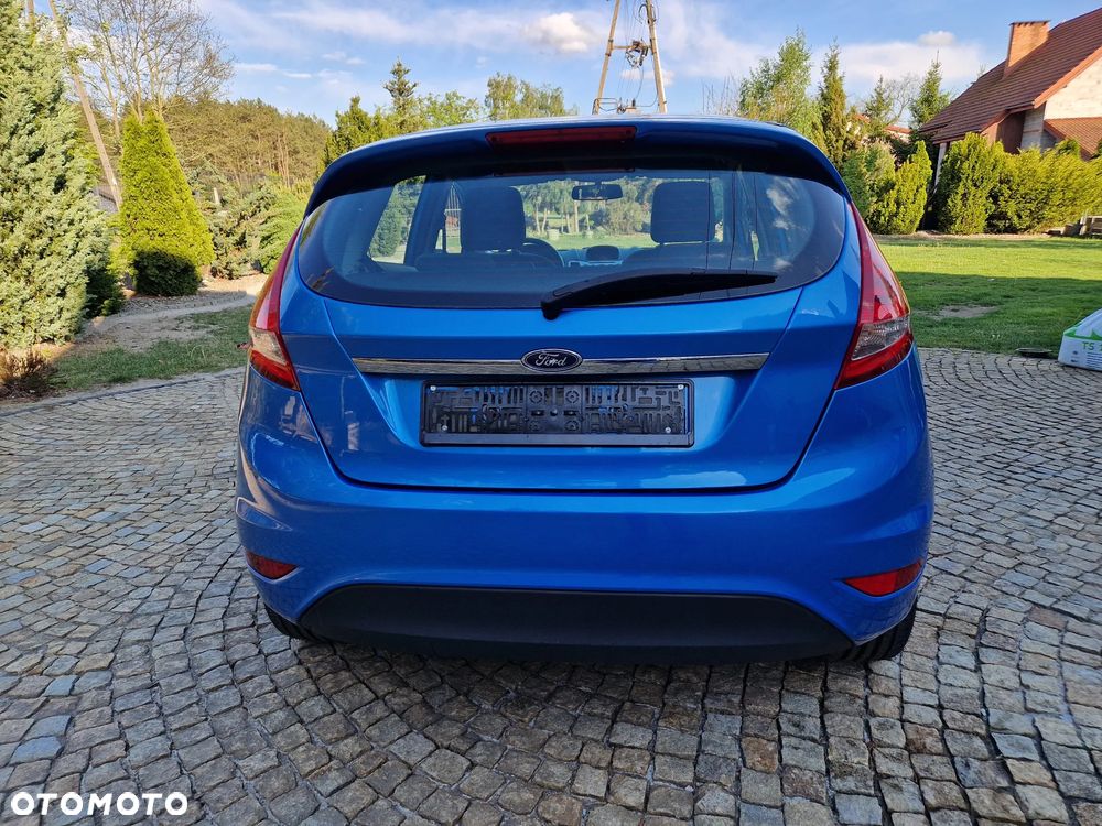 Ford Fiesta 1.25 Champions Edition - 8