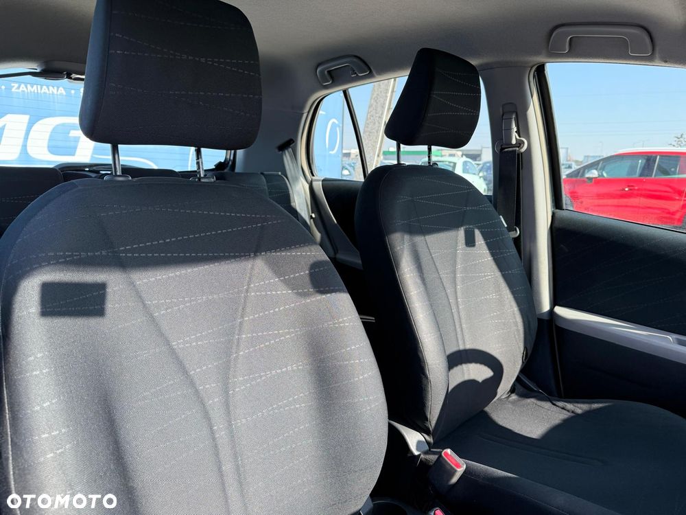 Toyota Yaris 1.3 Luna - 16