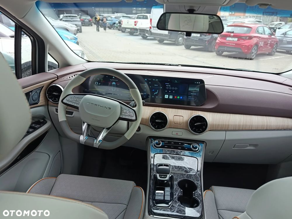 Forthing U Tour 1.5 DVVT GDI DCT - 13