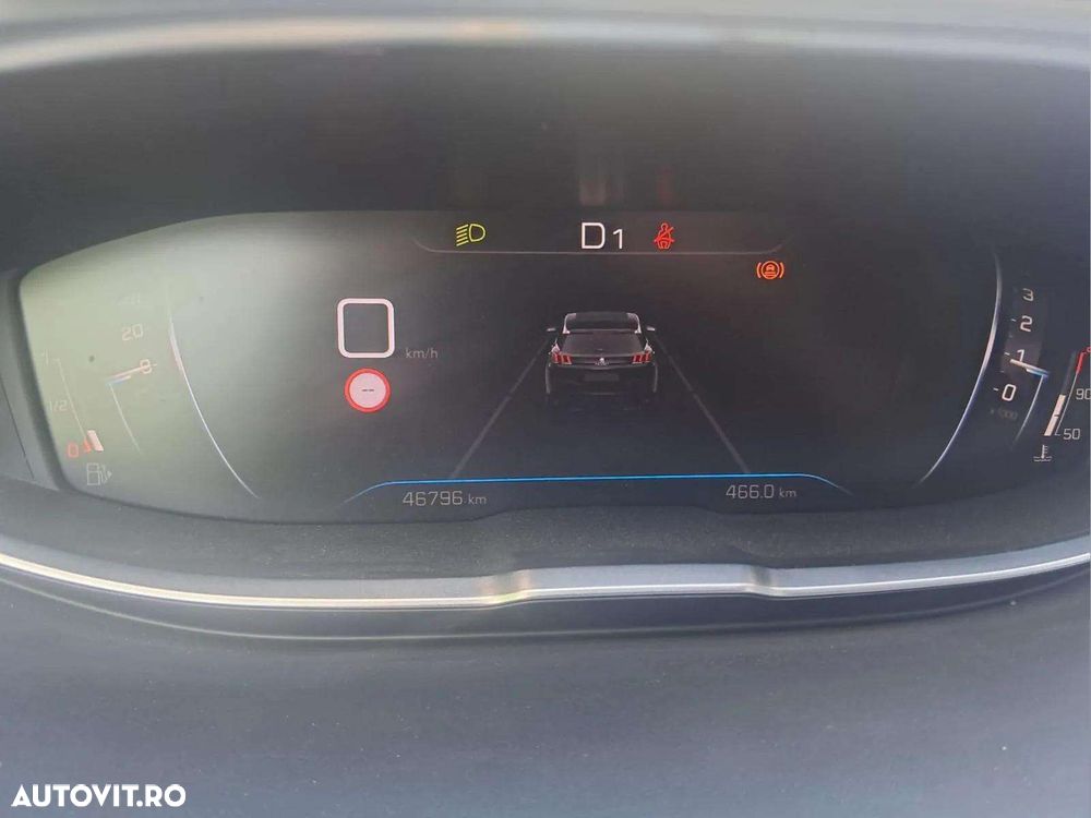 Peugeot 3008 1.2 PureTech S&S EAT8 Allure - 19