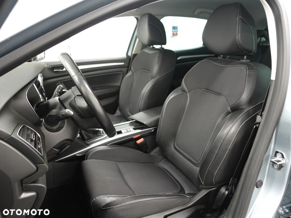 Renault Megane 1.3 TCe FAP Limited - 22