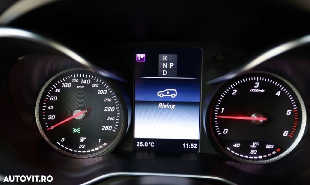 Mercedes-Benz GLE 250 d 4MATIC 9G-TRONIC AMG Line - 22