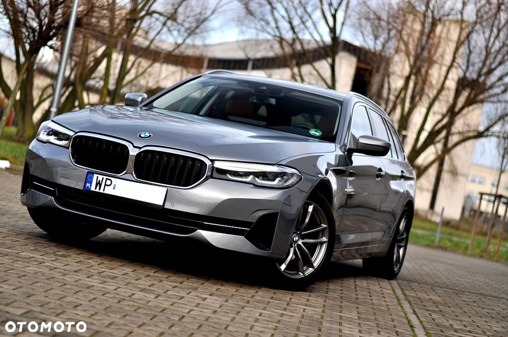 BMW Seria 5 520i - 9