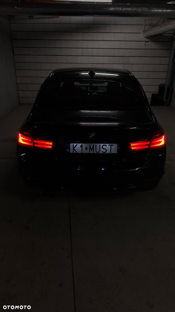 BMW Seria 3 328i xDrive Sport-Aut Sport Line - 5