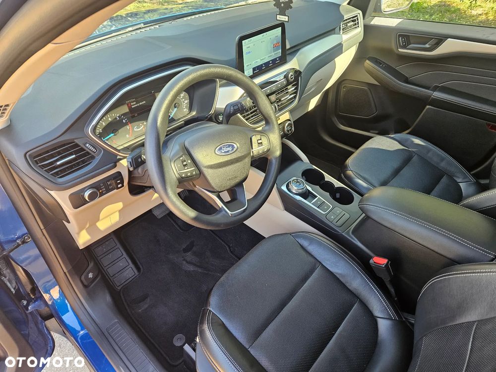 Ford Kuga 1.5 EcoBoost ST-LINE - 4