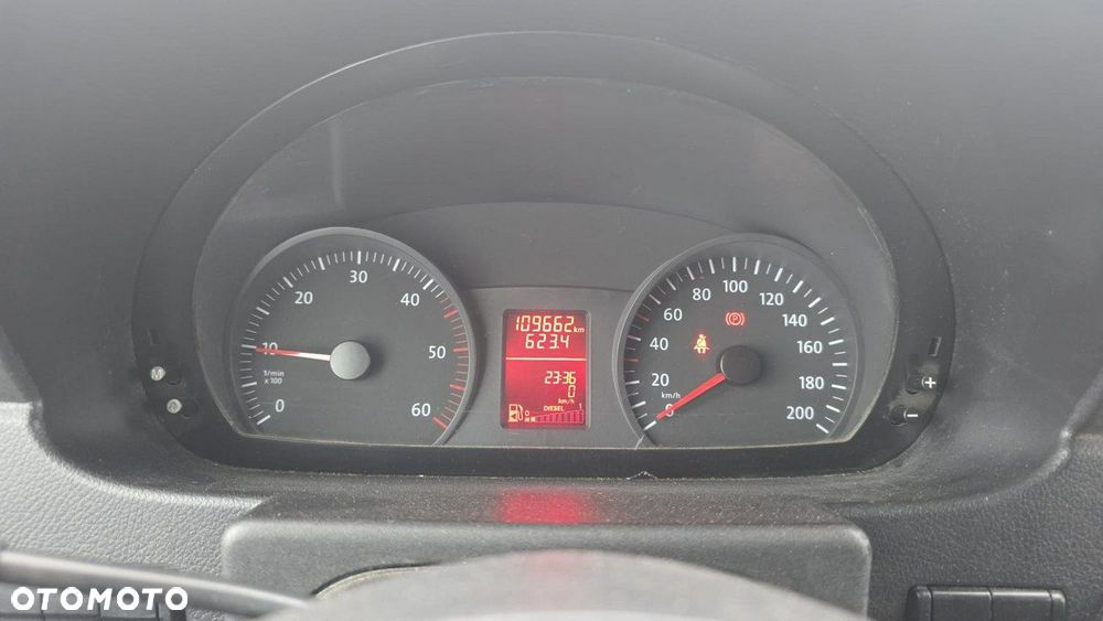 Volkswagen Crafter - 11
