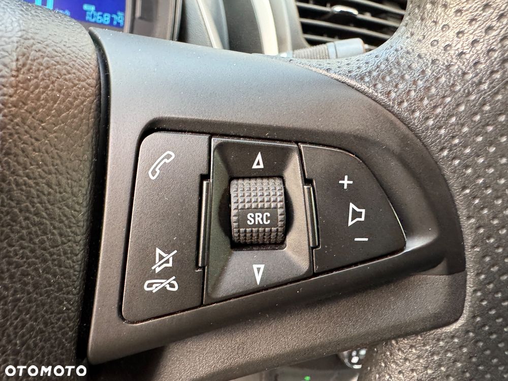 Chevrolet Trax 1.6 LS - 18