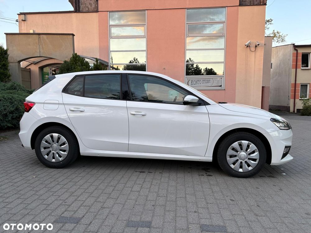 Skoda Fabia 1.0 TSI Selection DSG - 7