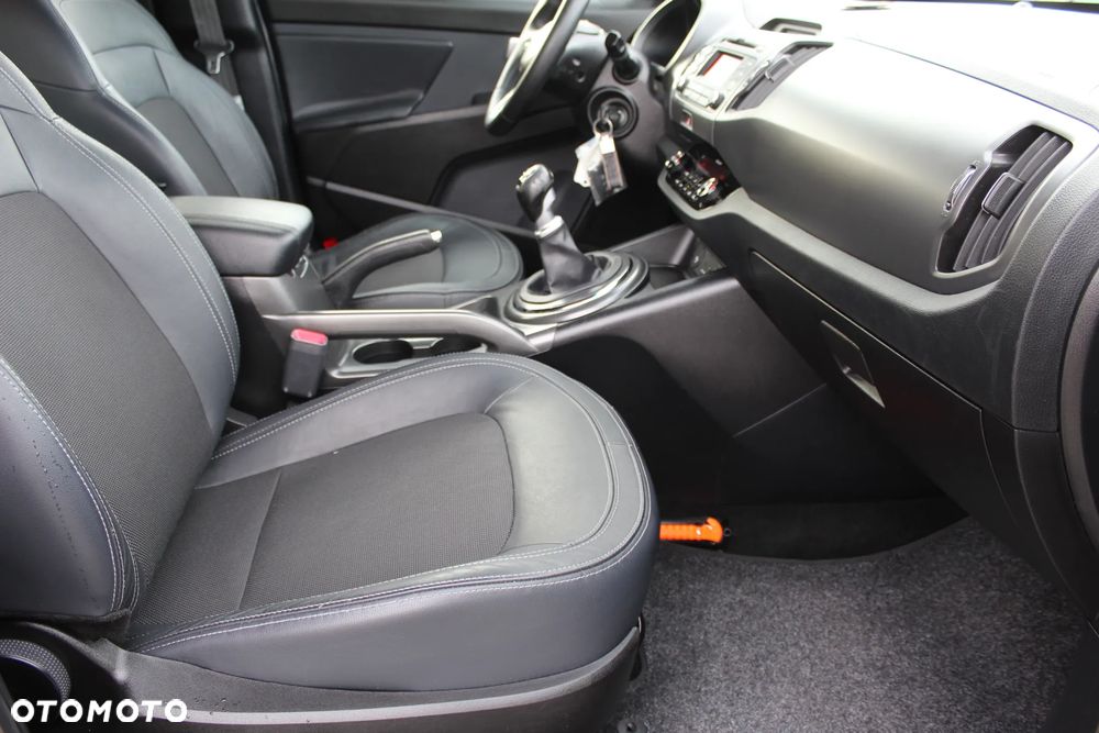 Kia Sportage - 10