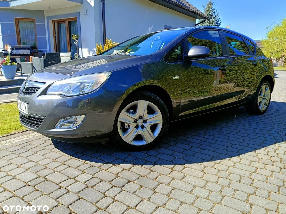 Opel Astra 1.4 T Cosmo - 1