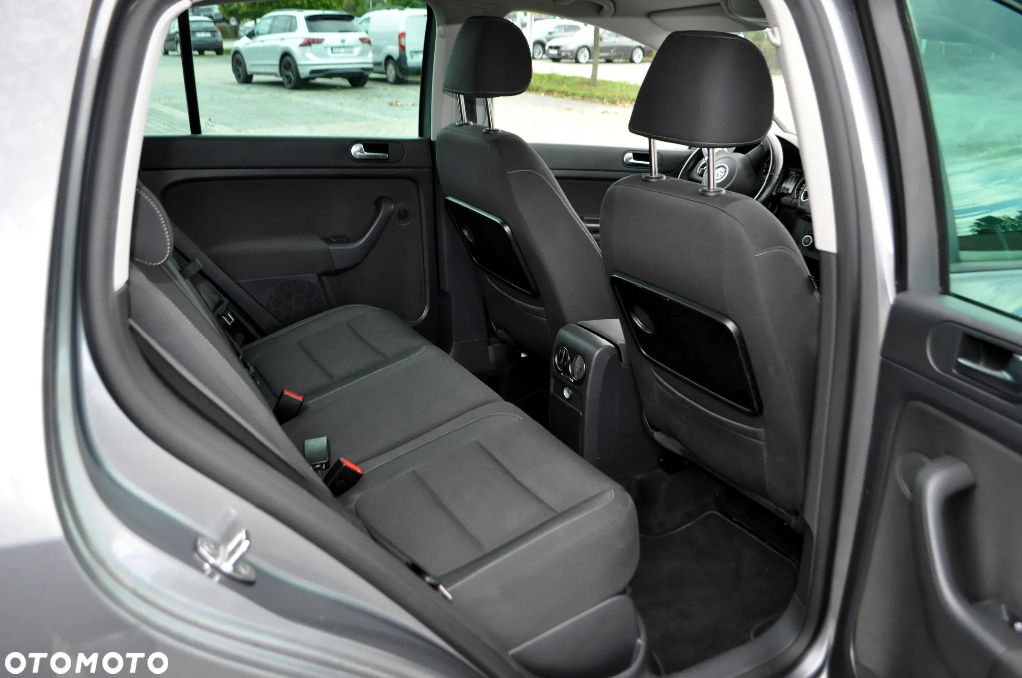 Volkswagen Golf Plus 1.6 TDI Comfortline - 17