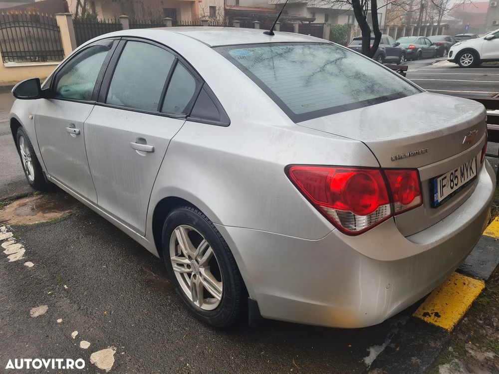 Chevrolet Cruze 1.8 Ecotec LT - 7