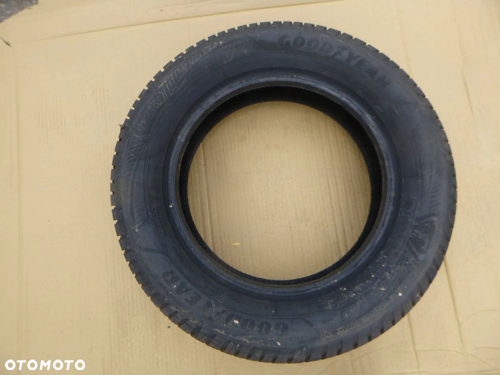 2x nowa opona całoroczna Goodyear Vector 4Seasons Gen-3 205 60 r15 95v - 3