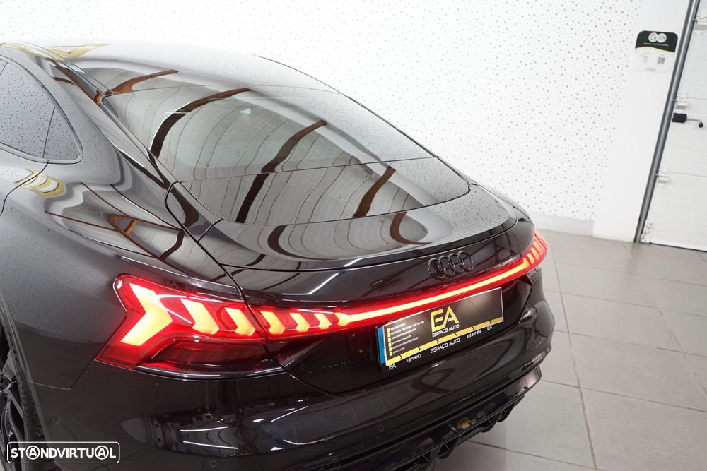 Audi e-tron GT quattro - 15