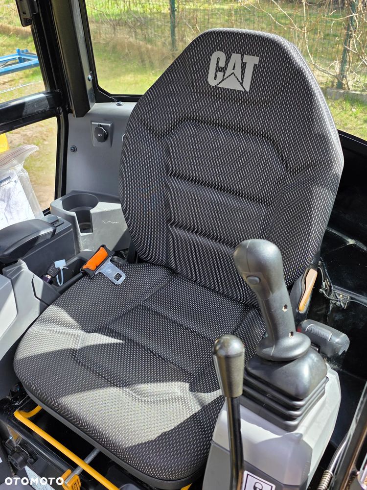 Caterpillar 301.8 - 5