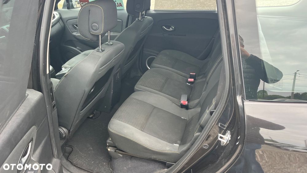 Renault Scenic TCe 130 Dynamique - 8