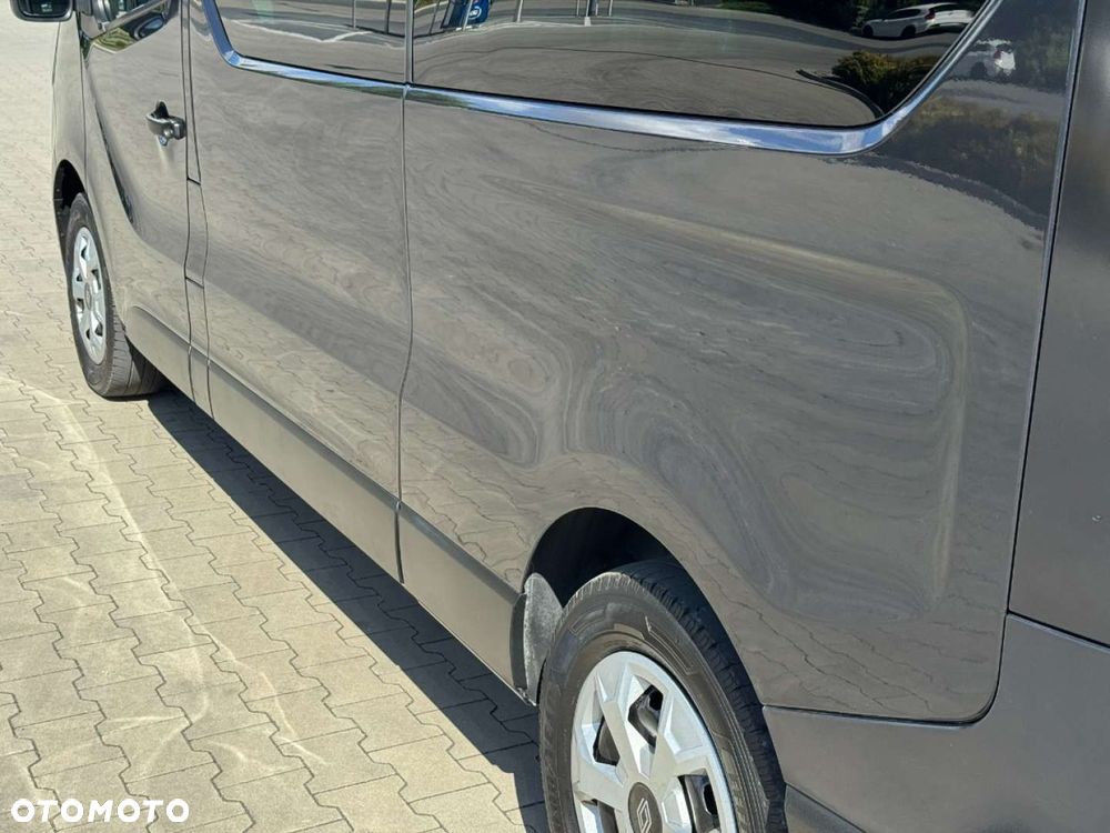 Renault Trafic - 16