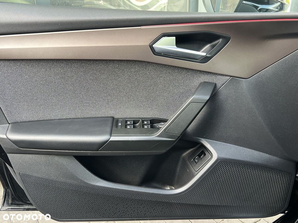 Seat Leon Sportstourer 2.0 TDI Xcellence DSG - 15