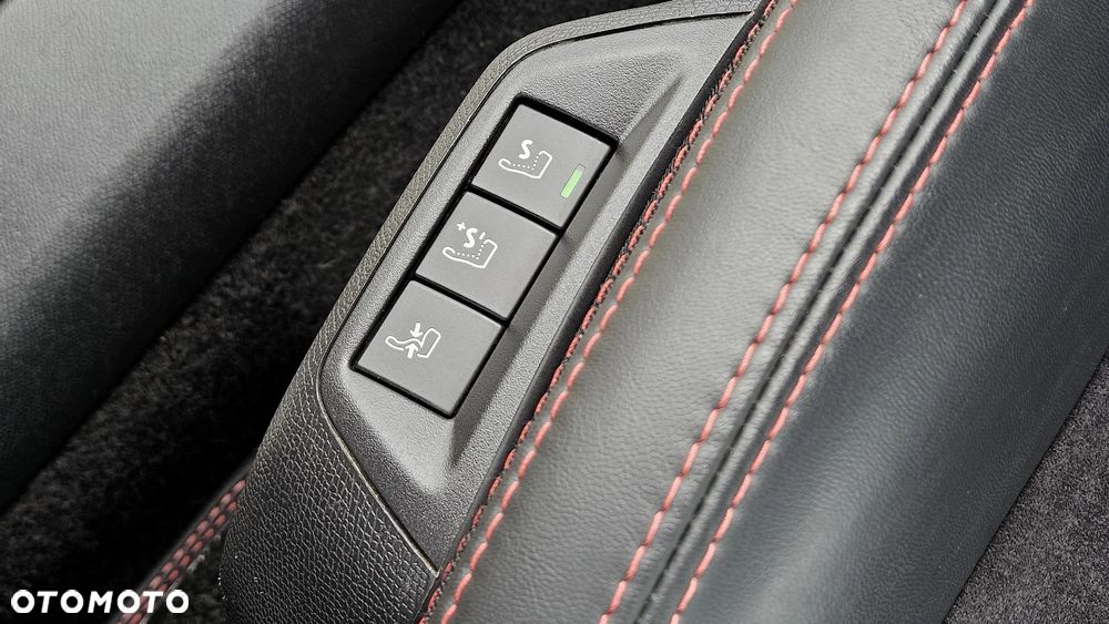 Peugeot 308 SW BlueHDi 180 EAT6 GT - 32