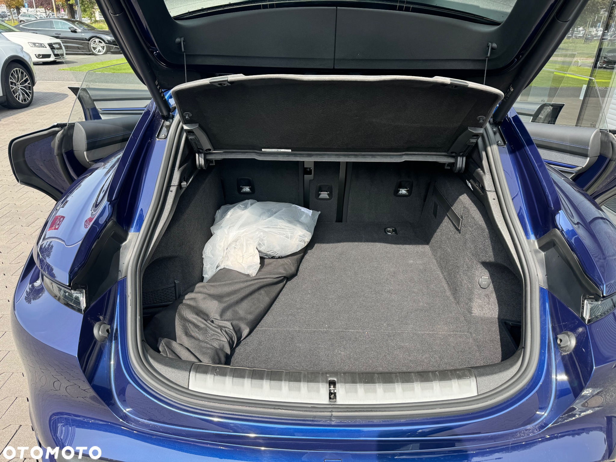 Porsche Taycan 4S Sport Turismo Performance Plus - 27