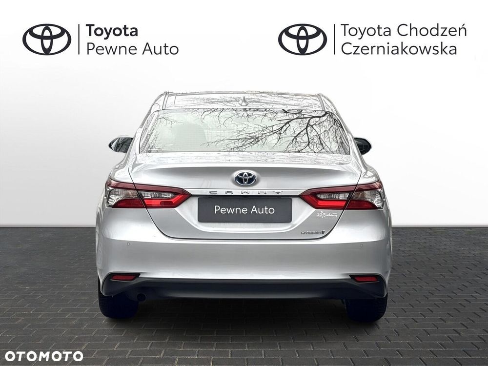 Toyota Camry 2.5 Hybrid Comfort CVT - 6