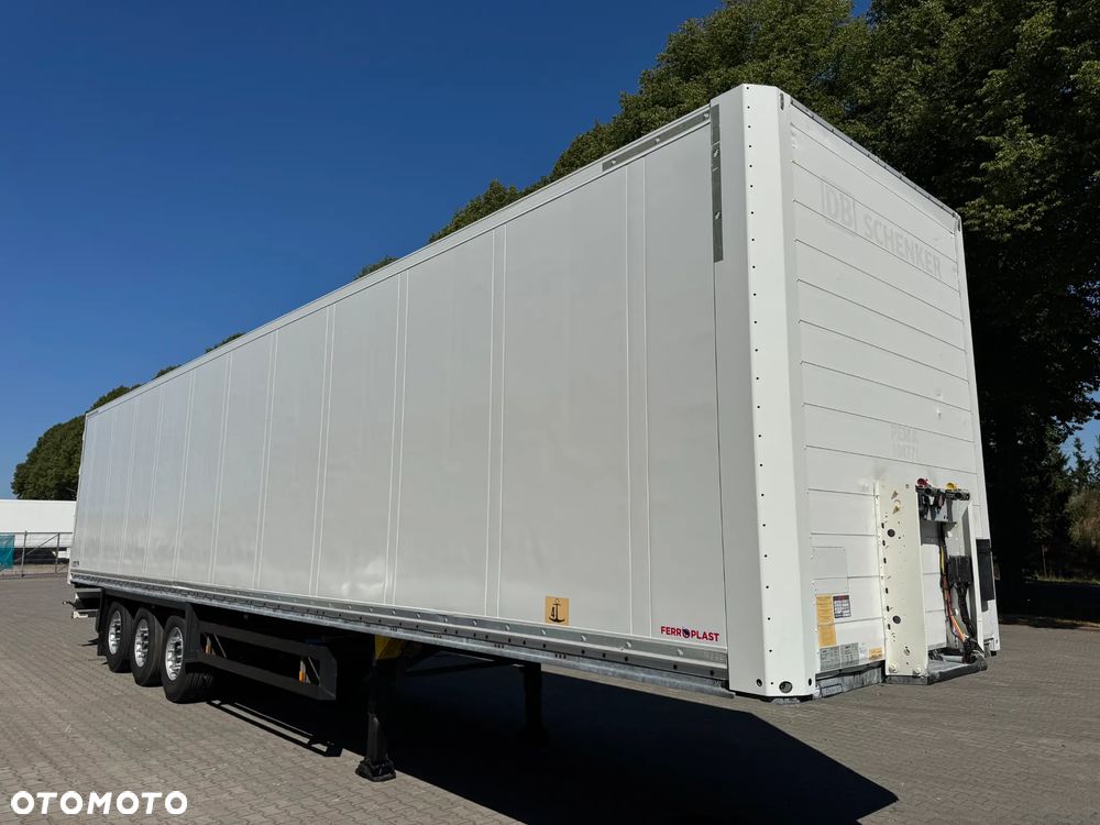 Schmitz Cargobull Izoterma , Doppelstock, oś podnoszona, 332.000 km!! - 5