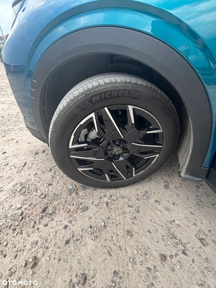 Peugeot 3008 1.2 PureTech mHEV Allure Pack S&S e-DCS6 - 10