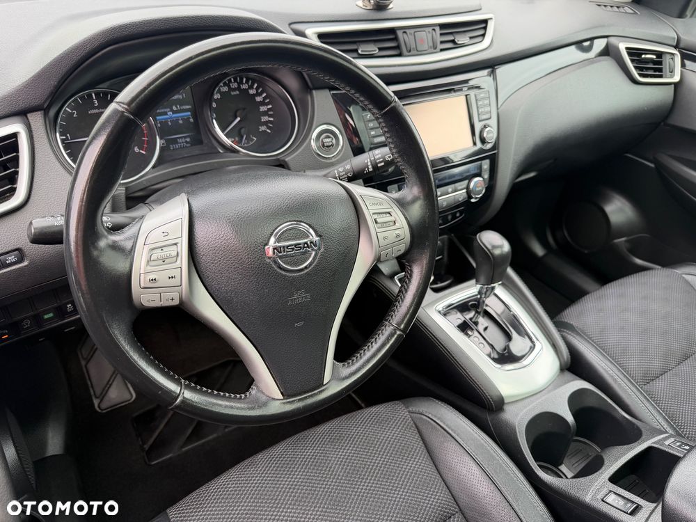 Nissan Qashqai 1.6 DCi Tekna Xtronic - 25