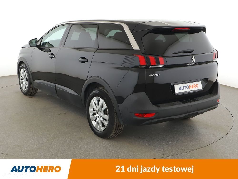 Peugeot 5008 - 4