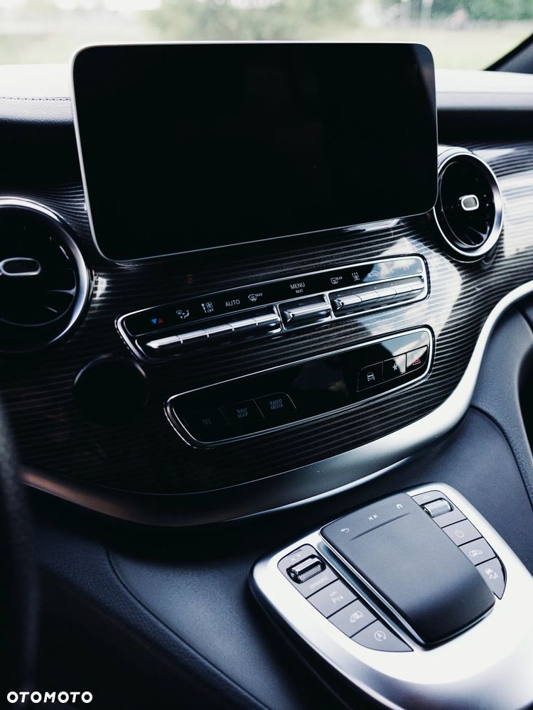 Mercedes-Benz Klasa V 300 d 4-Matic 9G-Tronic - 9