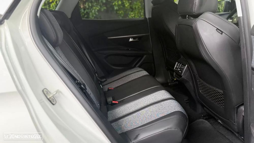 Peugeot 3008 1.2 PureTech Allure Pack - 13