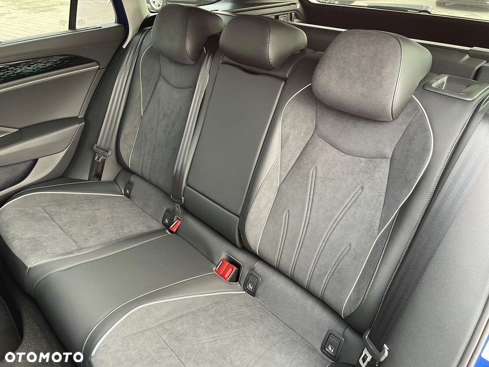 Volkswagen Passat Variant - 7