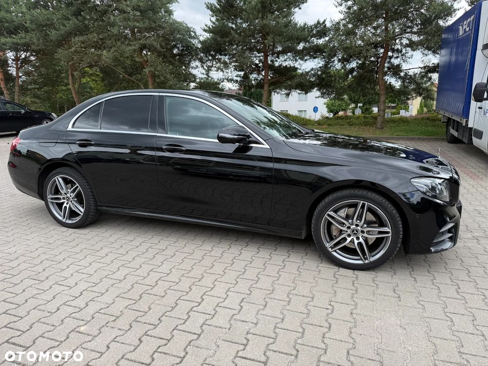 Mercedes-Benz Klasa E 220 d 4-Matic 9G-TRONIC - 5