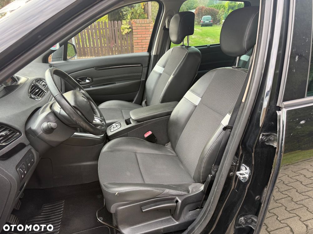 Renault Scenic - 15