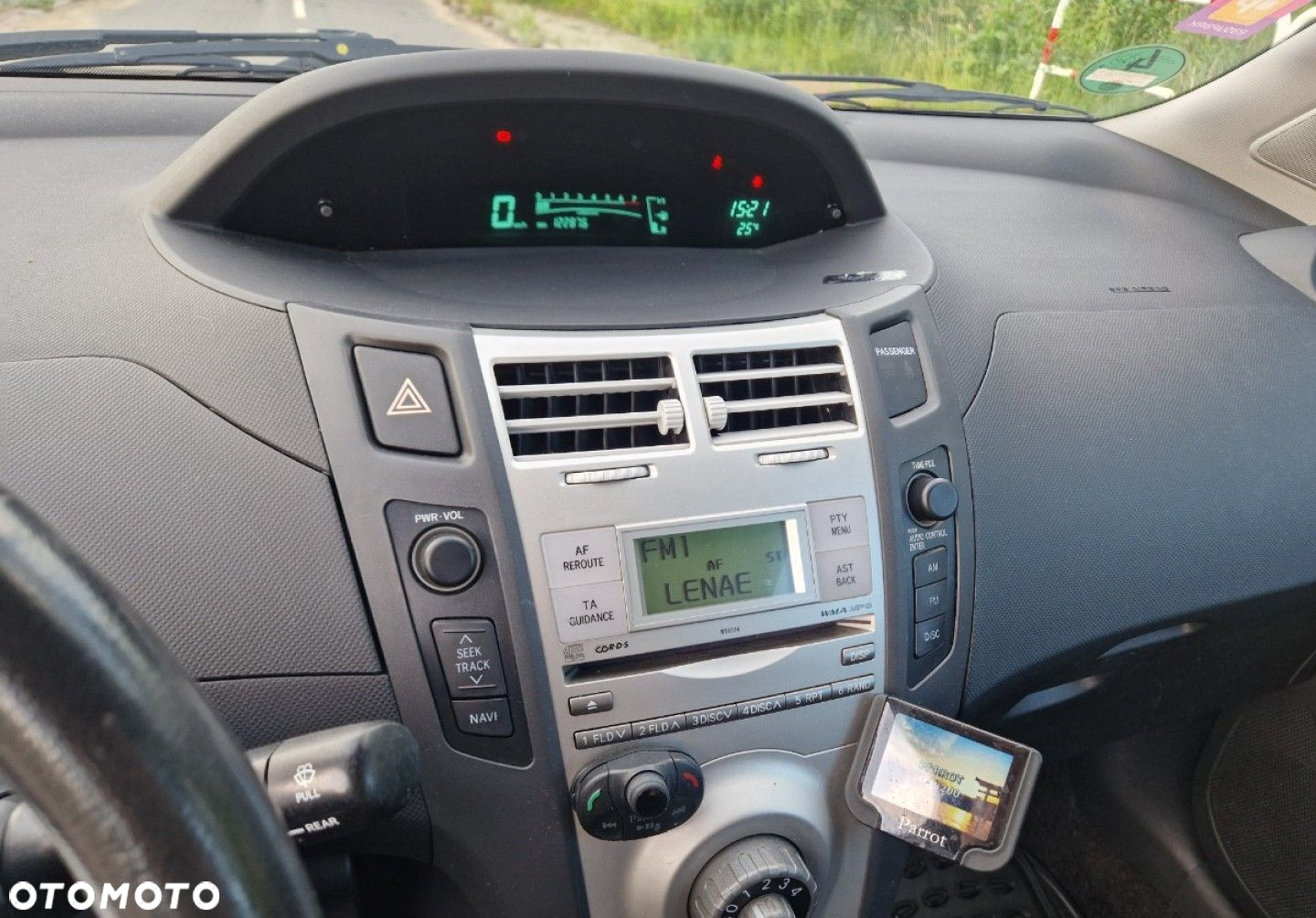 Toyota Yaris 1.3 VVT-i Sol - 21