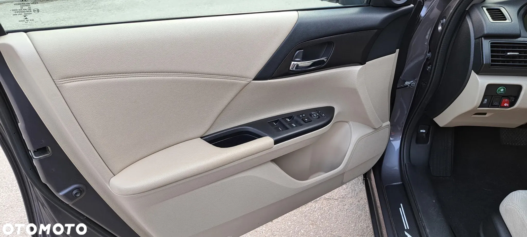 Honda Accord Tourer 2.0 Automatik Elegance - 13