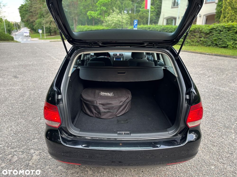 Volkswagen Golf - 17