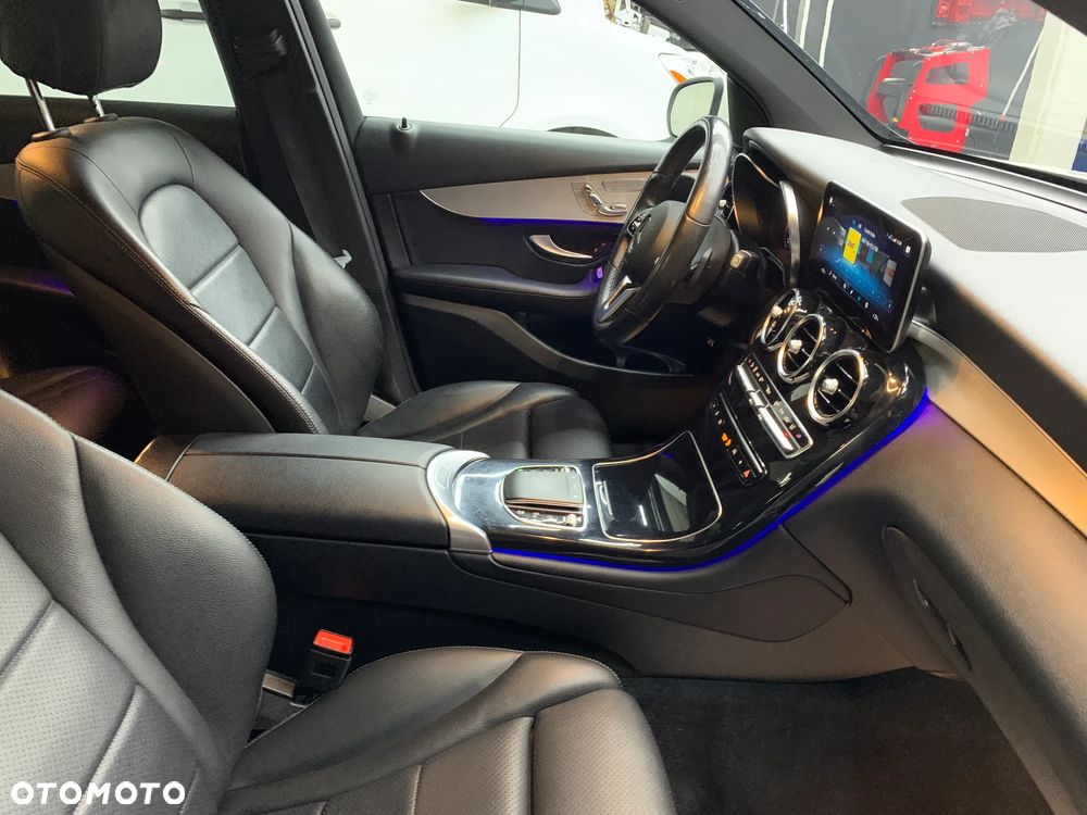 Mercedes-Benz GLC ver-300-4matic-9g--tronic-edition-avantgarde - 22