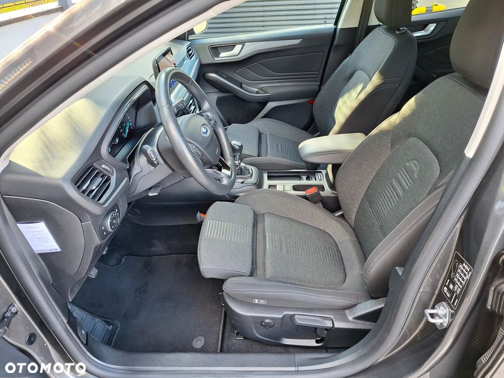 Ford Focus 1.5 EcoBoost Active Business - 21